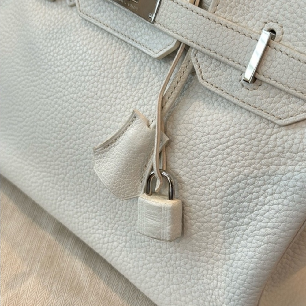 Hermès Birkin 30 in White Clemence Leather w/ Palladium hardware - Picture 11 of 17